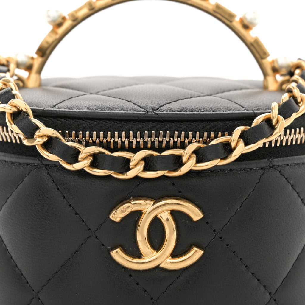 Lambskin Pearl Crystal Quilted Pearly Girl Top Handle Round Vanity Case With Chain Black