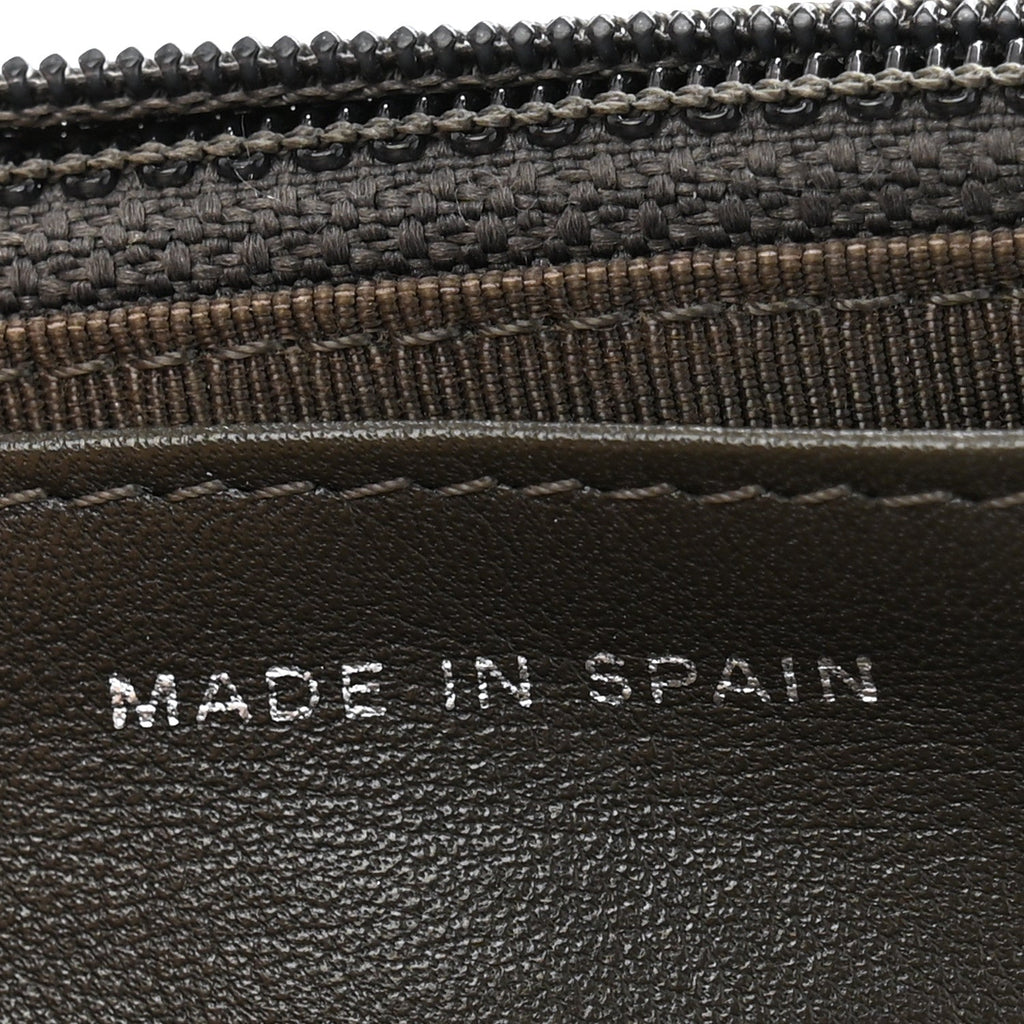 Caviar Quilted Wallet On Chain WOC Dark Grey