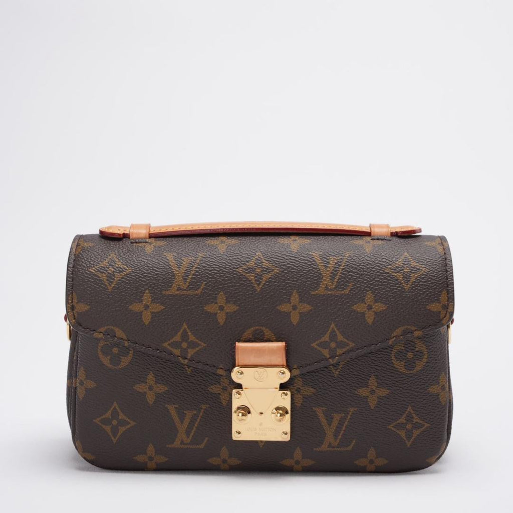 Louis Vuitton Pochette Métis East West Bag in Monogram Canvas Brown with Gold Hardware