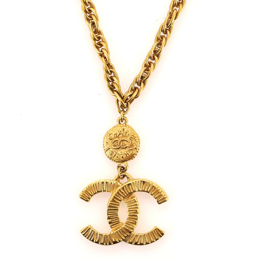 Vintage CC Drop Pendant Necklace Metal