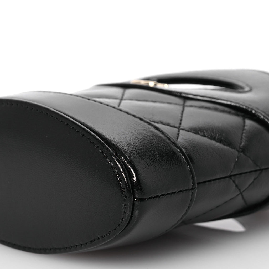 Shiny Lambskin Quilted 31 Nano Clutch With Chain Black