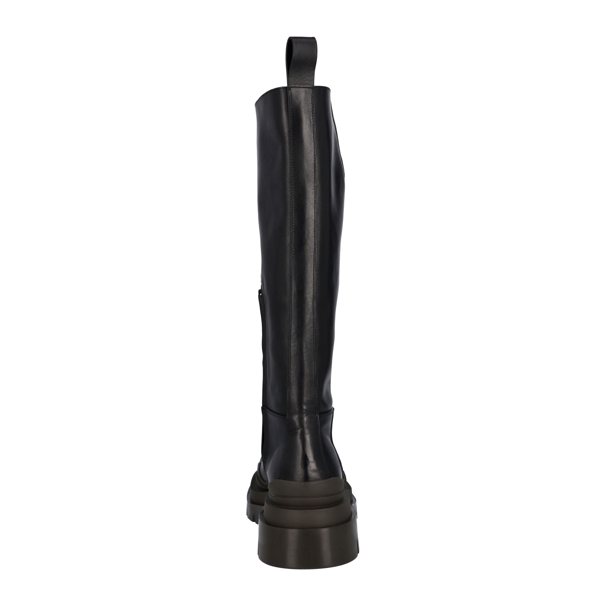 Women's Bottega Veneta Tire Boot in Calfskin in black