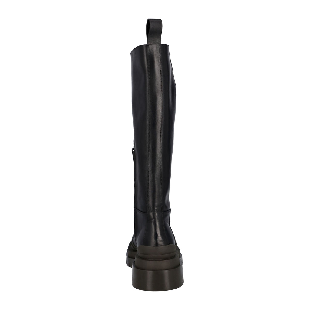 Women's Bottega Veneta Tire Boot in Calfskin in black
