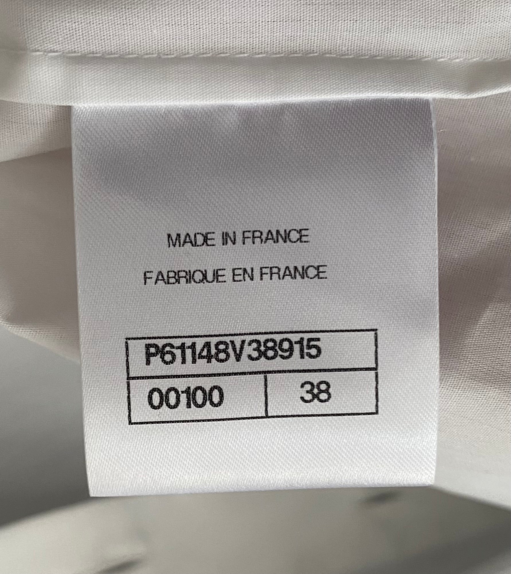 Chanel White 2019 Logo Cropped Shirt - FR 38 / US 6