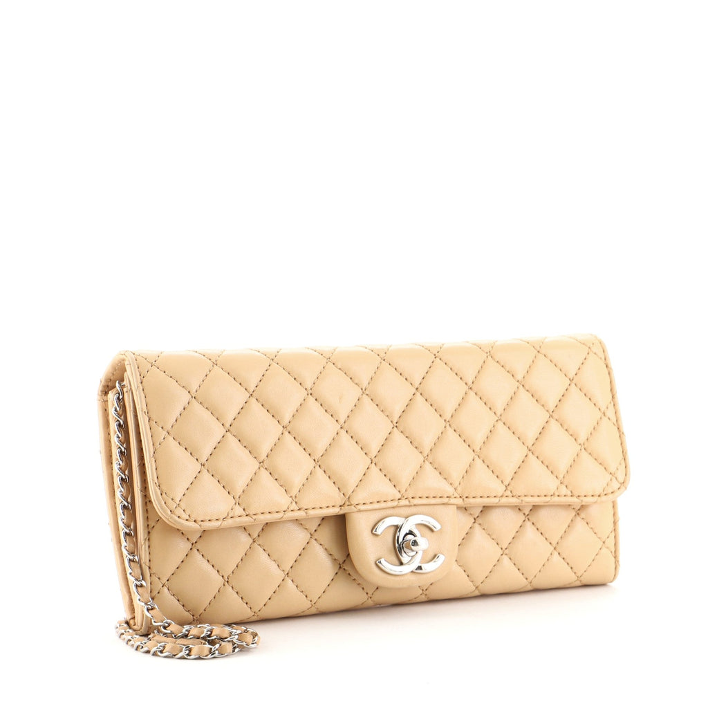 Wallet On Chain Clutch Quilted Lambskin East West