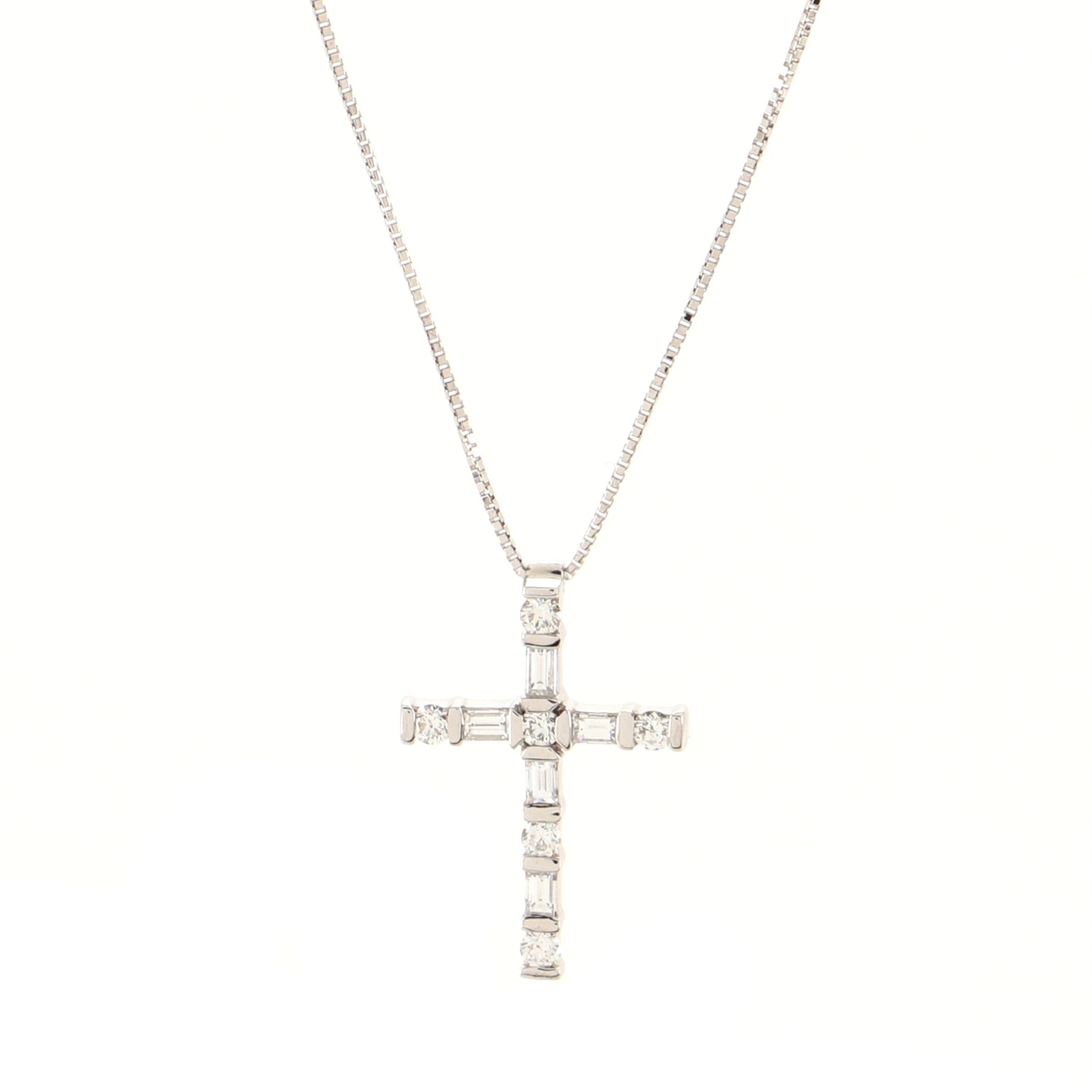 Cross Pendant Necklace 18K White Gold and Diamonds