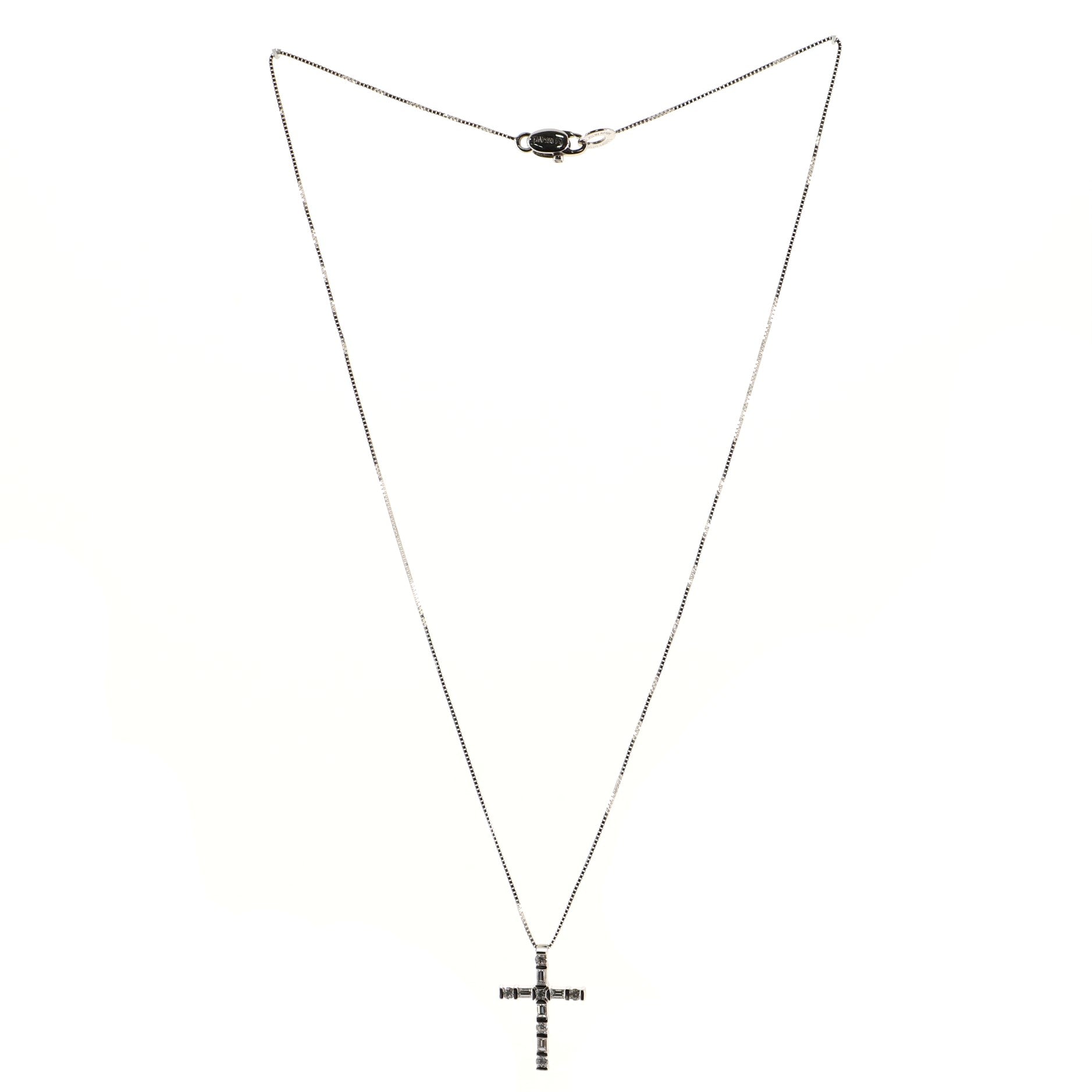 Cross Pendant Necklace 18K White Gold and Diamonds