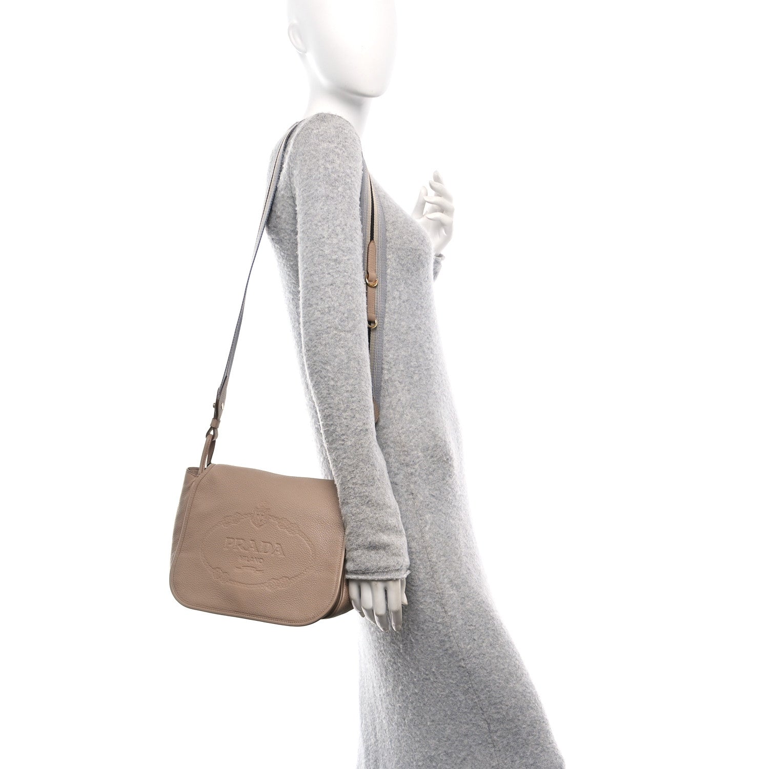 Vitello Daino Embossed Logo Flap Shoulder Bag Sesamo