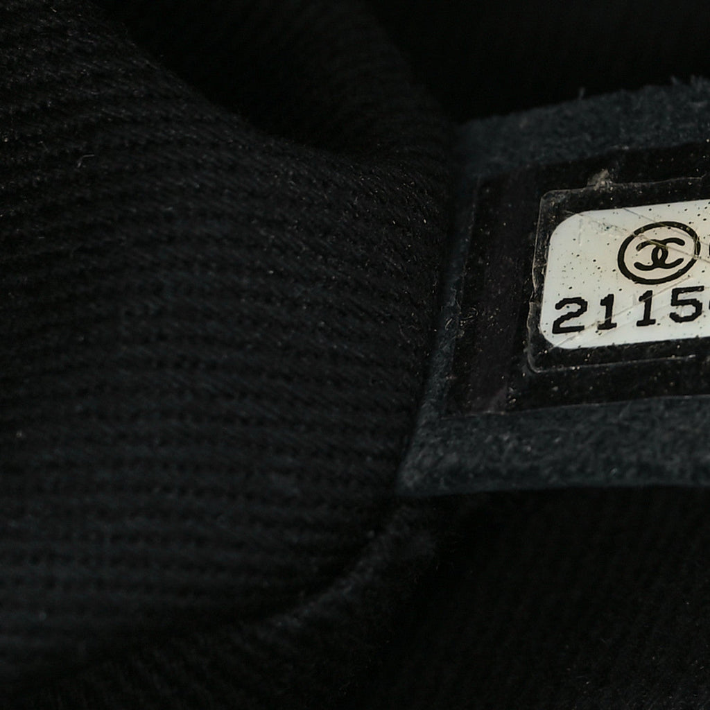 Calfskin CC Pocket Tote Black