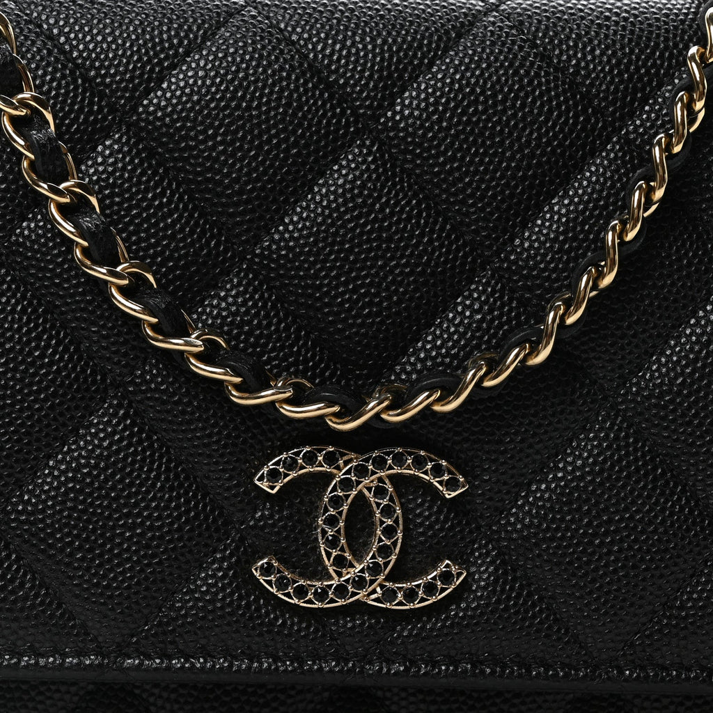 Shiny Caviar Quilted Strass CC Wallet On Chain WOC Black