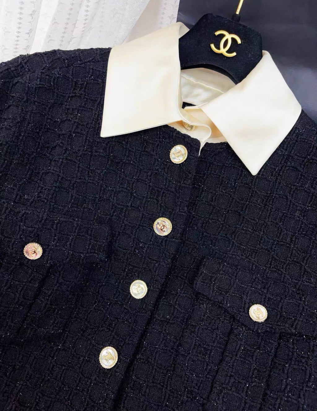 Chanel 21S Black tweed & silk jacket size 40