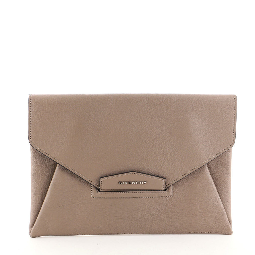 Antigona Envelope Clutch Leather Medium