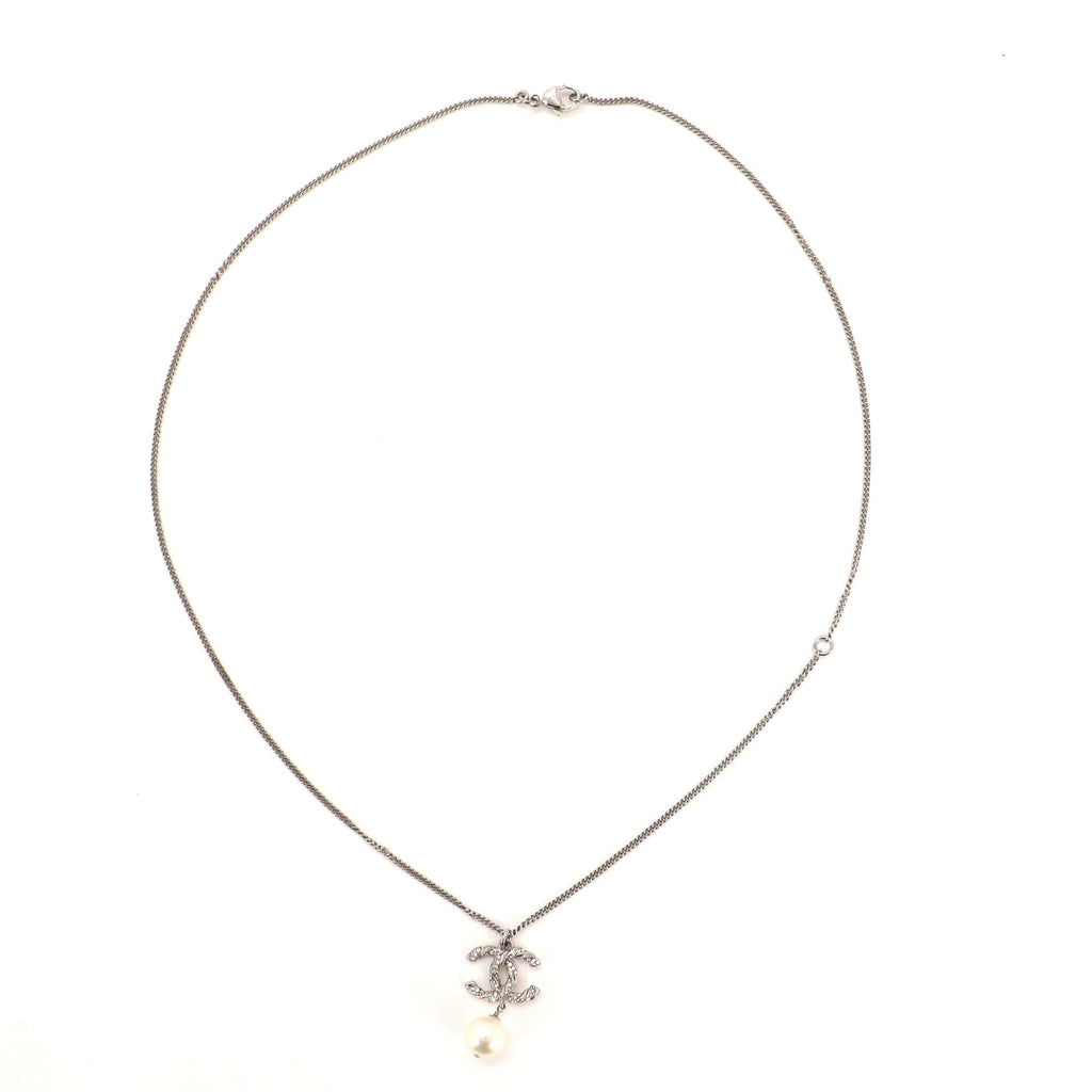 CC Pendant Crystal Embellished Metal with Faux Pearl Necklace