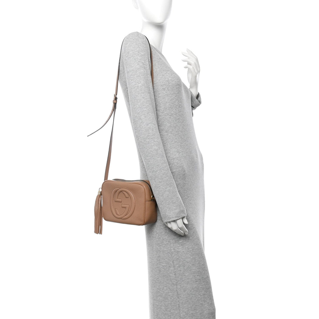 Pebbled Calfskin Small Soho Disco Bag Camelia