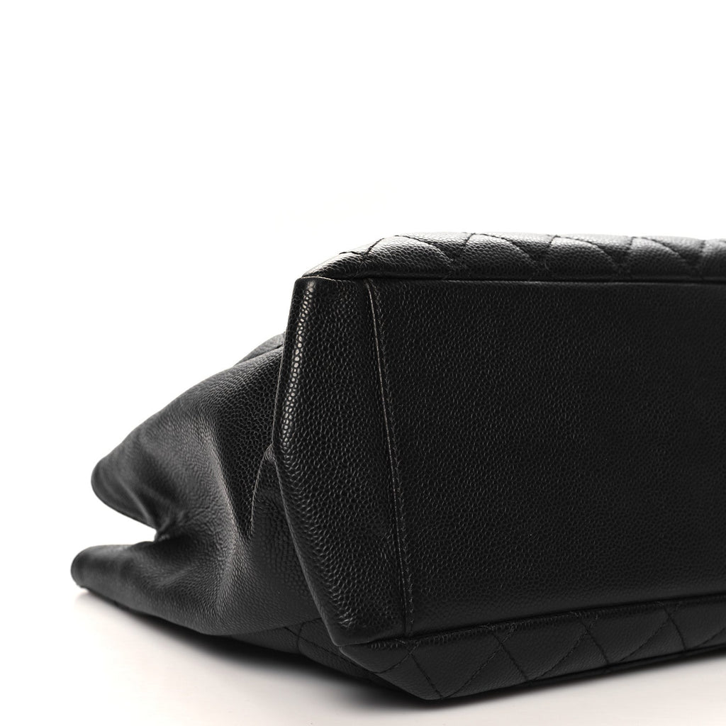 Caviar Quilted Grand Shopping Tote GST Black