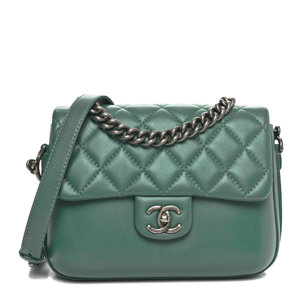 Calfskin Quilted Medium Rock My Shoulder Flap Green