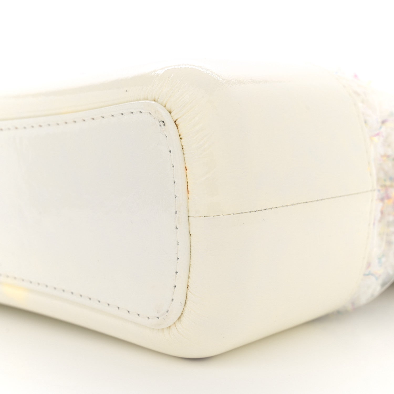 Tweed PVC Patent Chevron Quilted Medium Gabrielle Hobo White