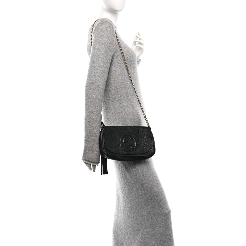 Pebbled Calfskin Medium Soho Flap Crossbody Black