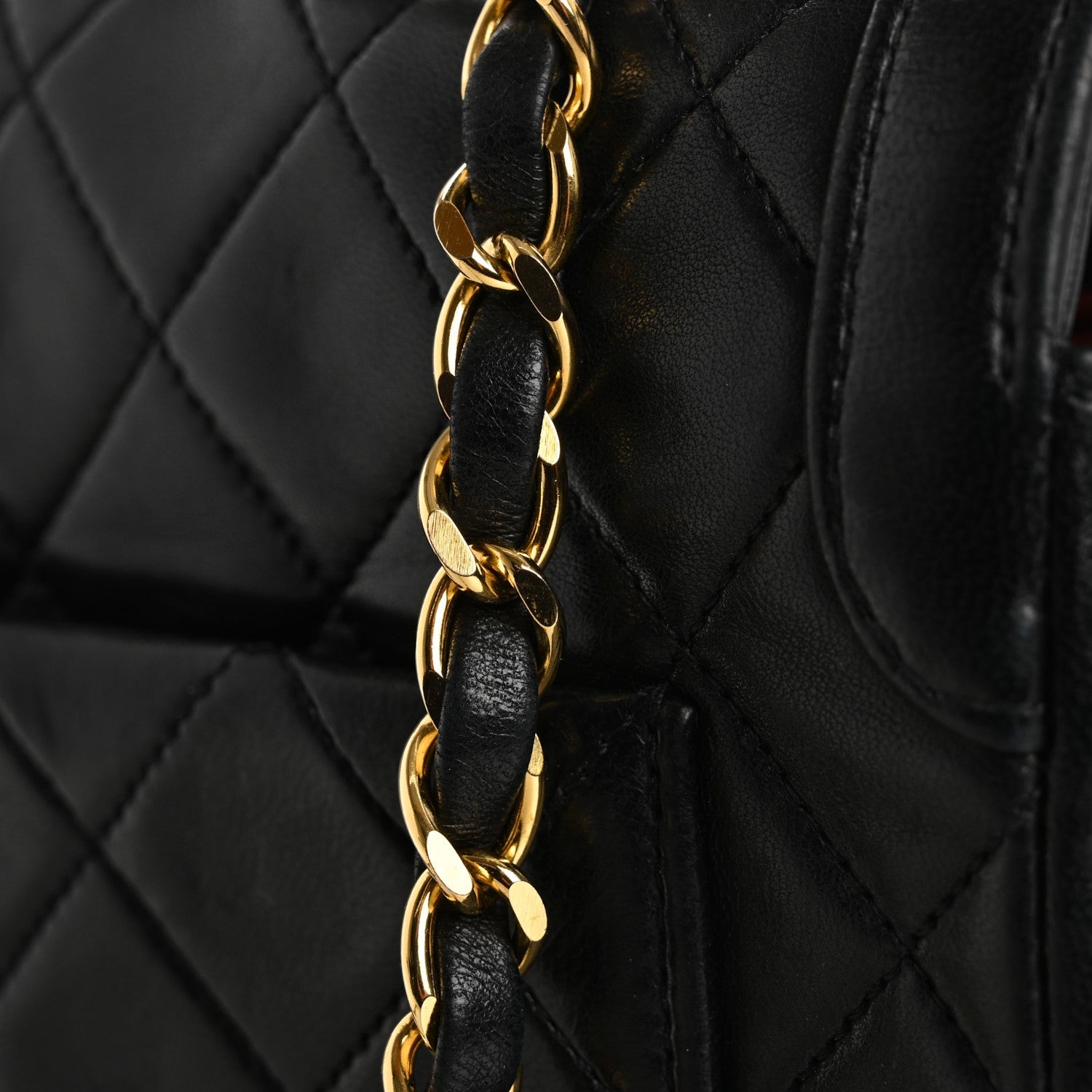 Lambskin Quilted Medium Single Flap Black