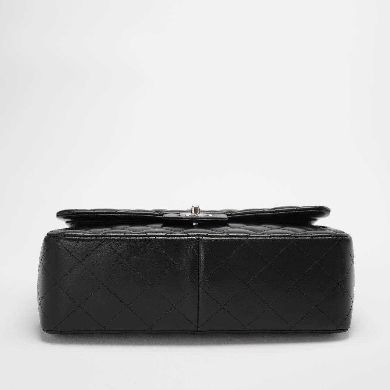 Chanel Classic Flap Bag Lambskin Black Bag Jumbo in Silver Hardware