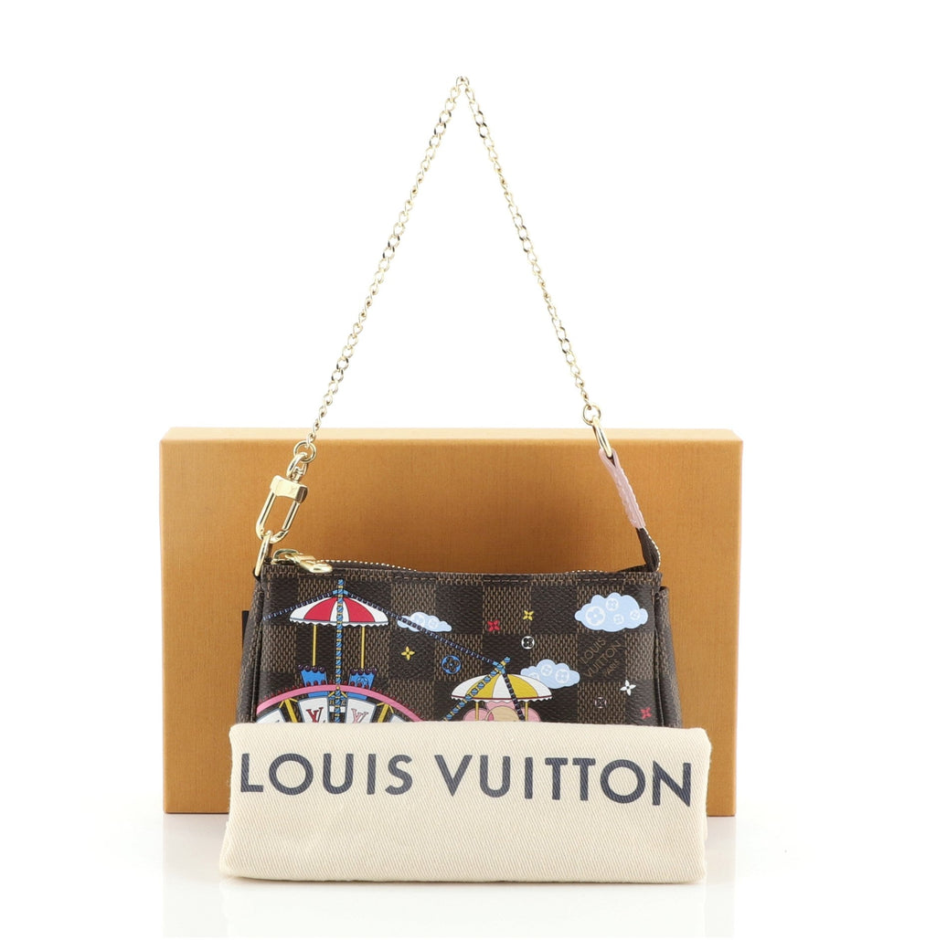 Pochette Accessoires Limited Edition Vivienne Xmas Damier Mini