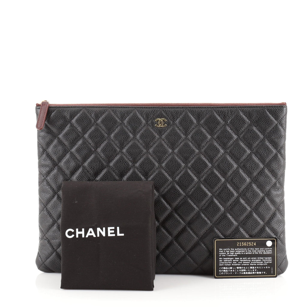 O Case Clutch Quilted Caviar Large