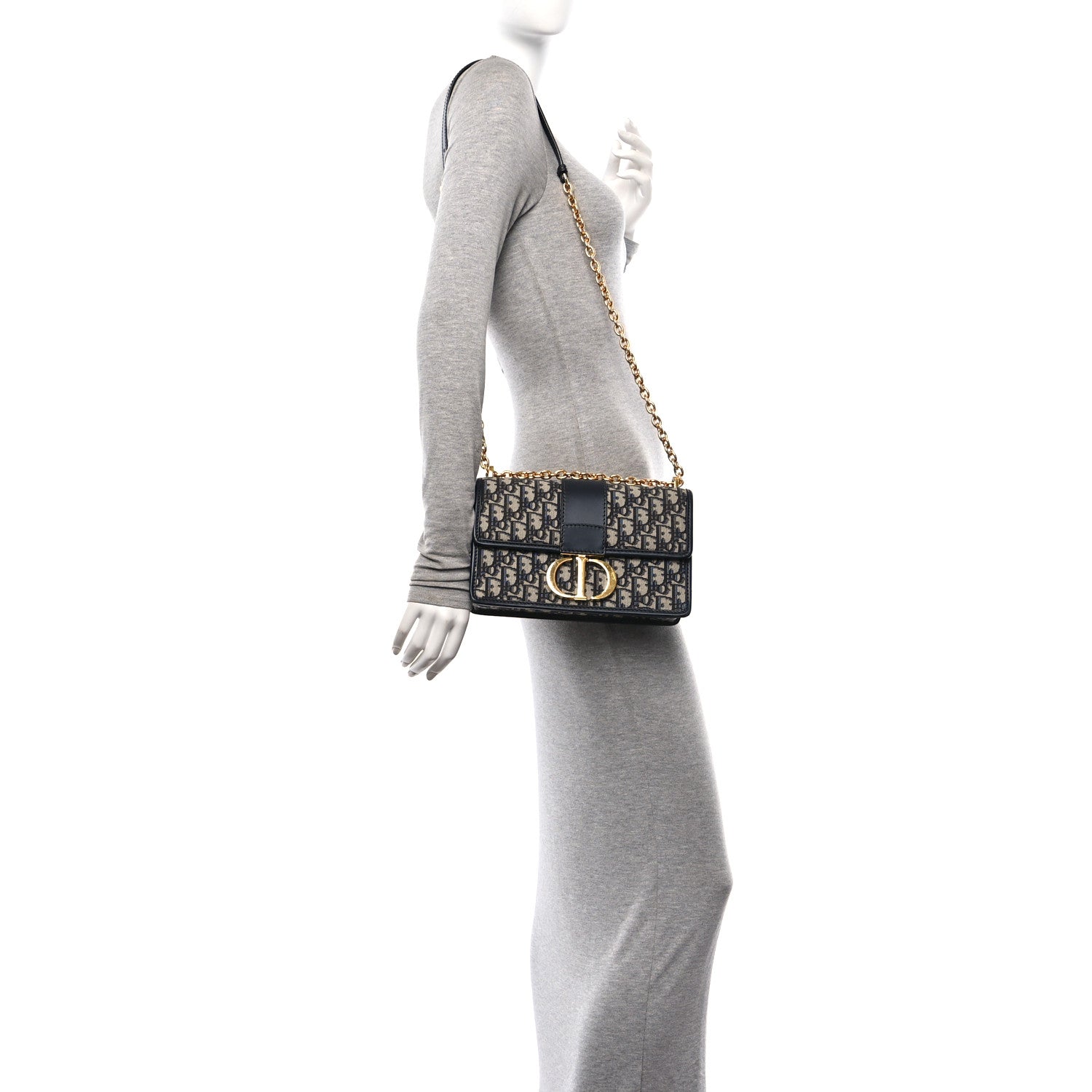 Oblique 30 Montaigne Chain Flap Bag Blue