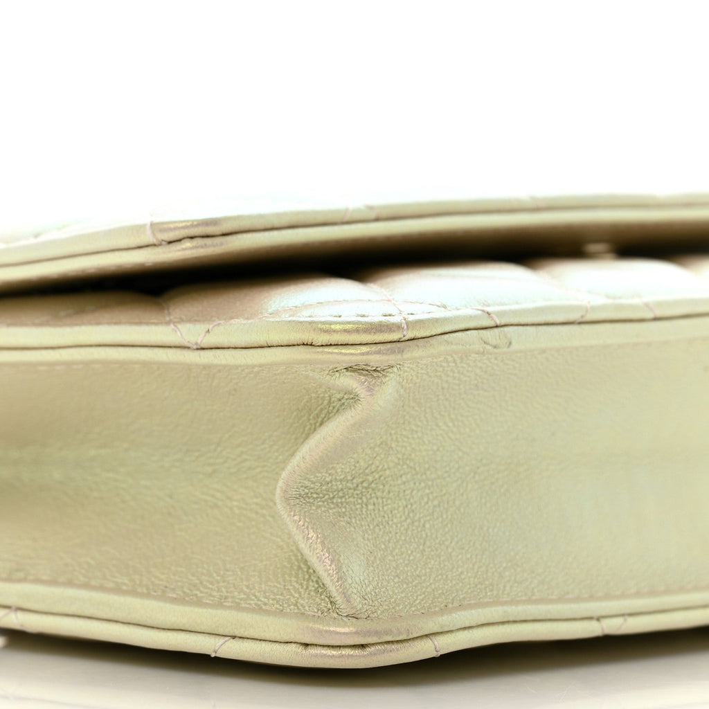 Iridescent Lambskin Quilted Wallet On Chain WOC Ivory