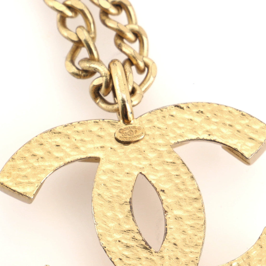 Vintage CC Stud Pendant Necklace Metal
