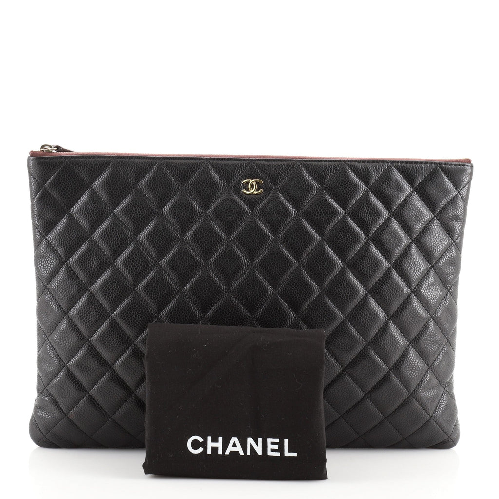 O Case Clutch Quilted Caviar Large