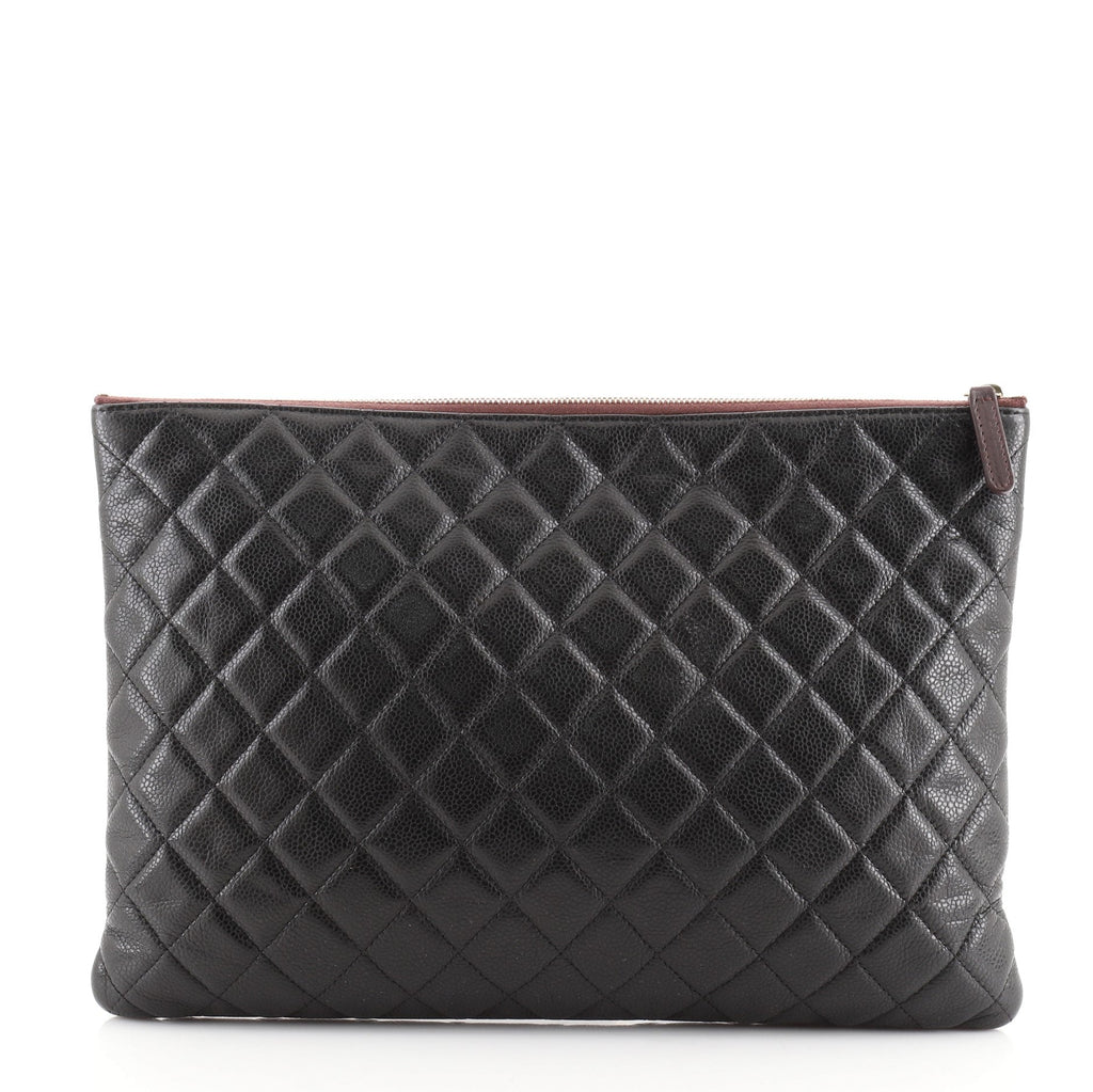 O Case Clutch Quilted Caviar Large