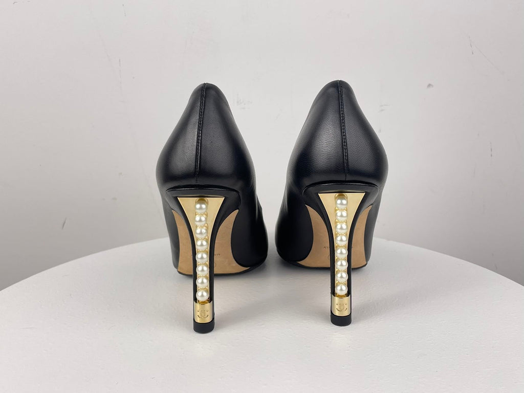Chanel Leather Black Pumps with Pearls Heels CC Logo 35