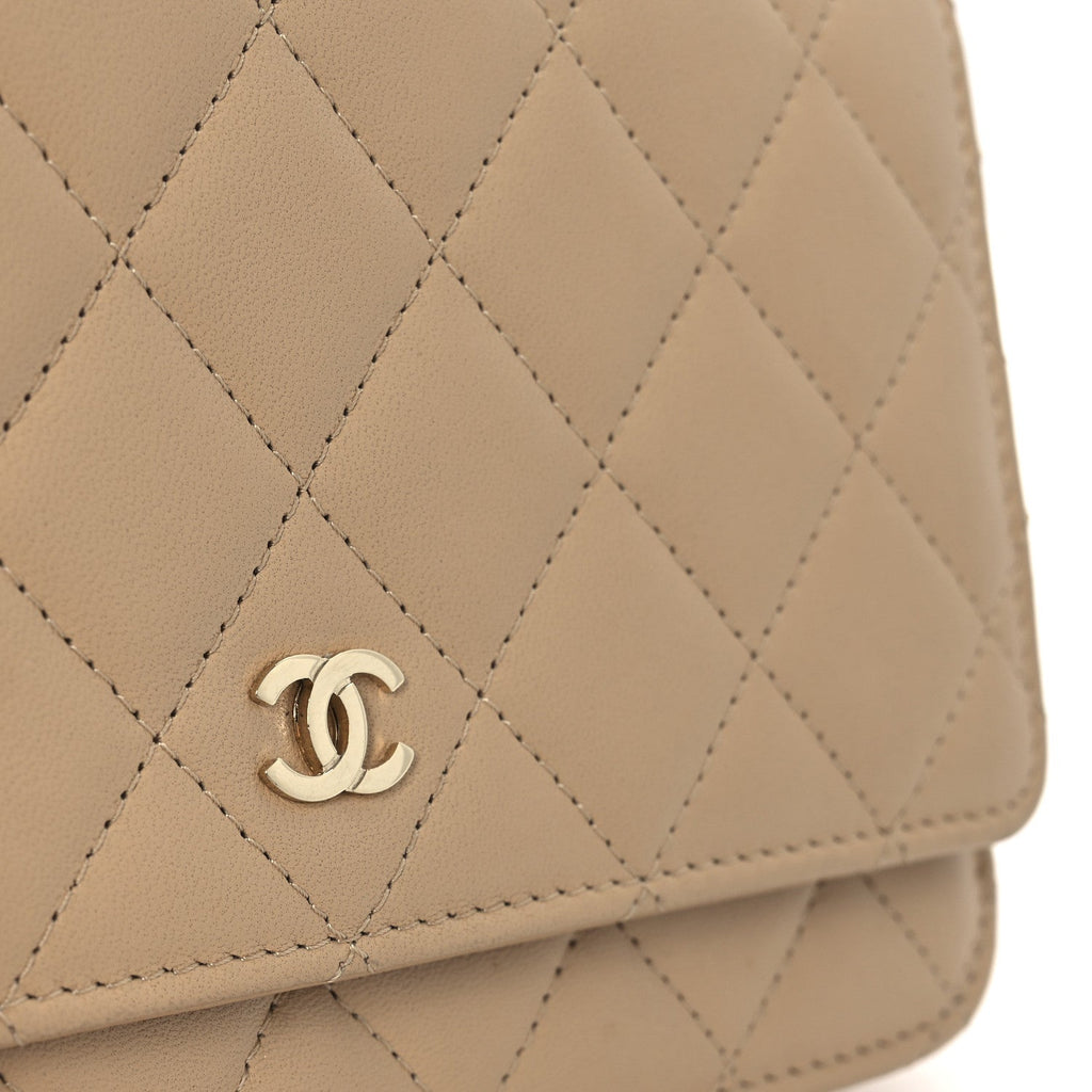 Lambskin Quilted Wallet On Chain WOC Beige