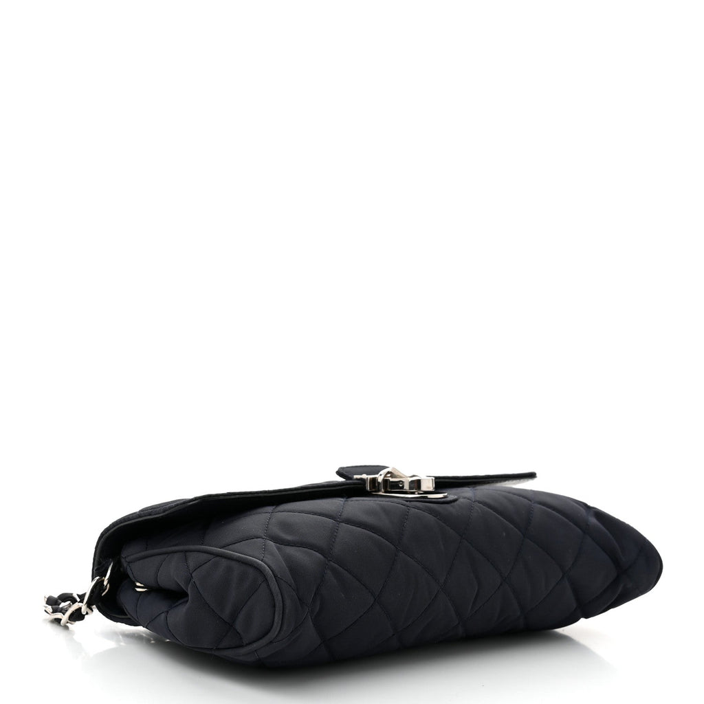 Nylon Tessuto Impuntu Quilted Flap Crossbody Baltico