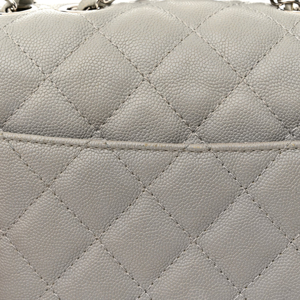 Caviar Quilted Medium Urban Companion Flap Grey