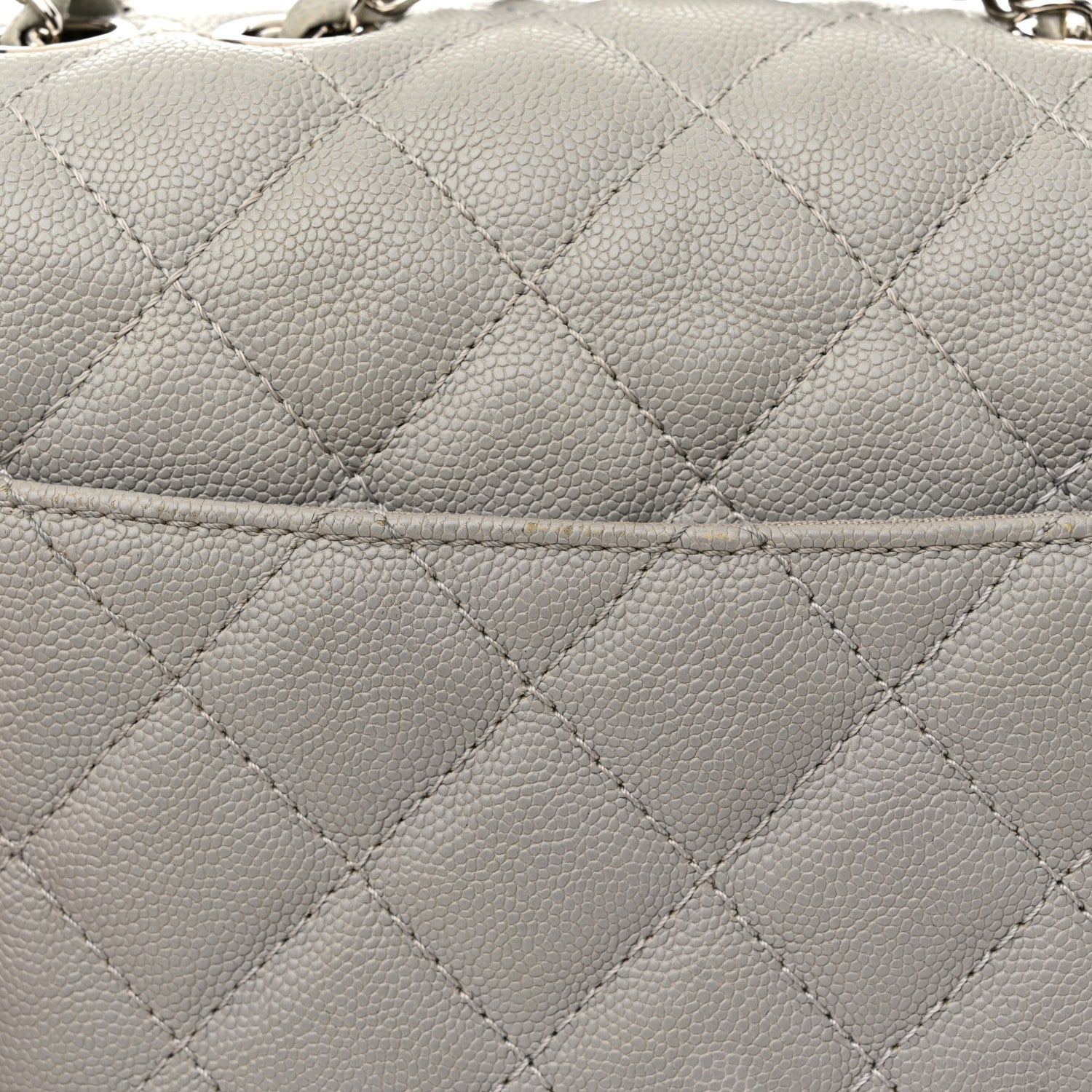 Caviar Quilted Medium Urban Companion Flap Grey