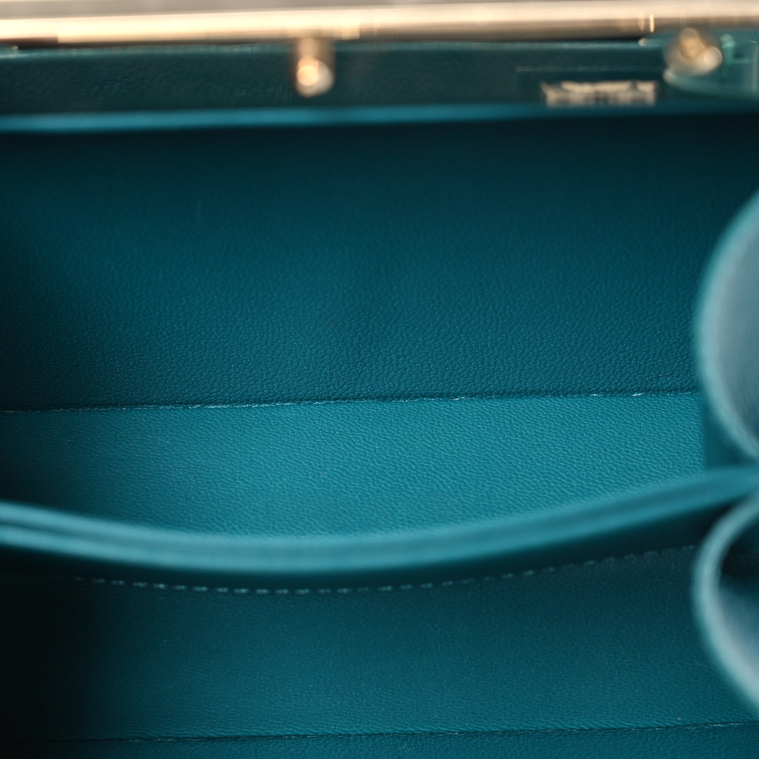 Lambskin Quilted Pearl CC Vanity Case Green