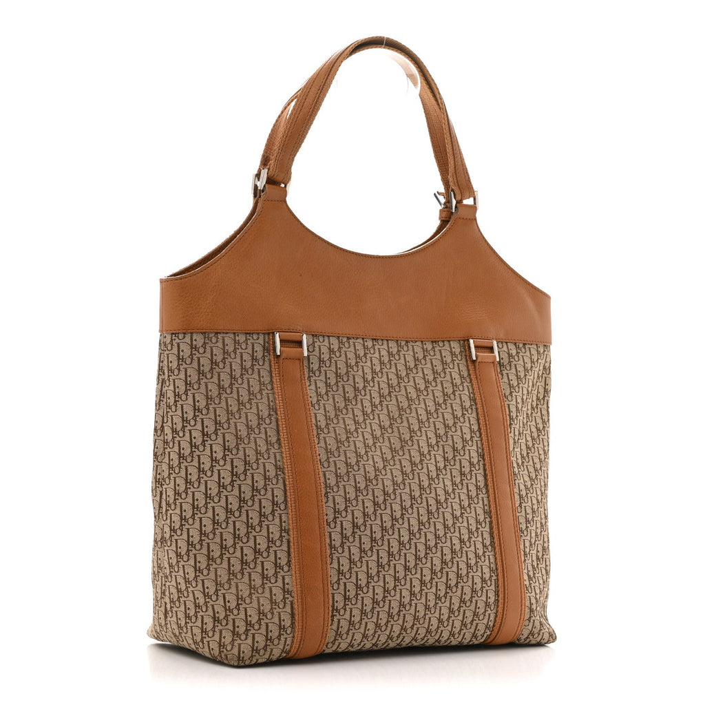 Monogram Street Chic Tote Tan