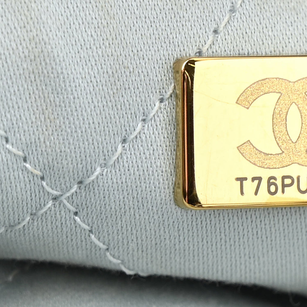 Shiny Caviar Quilted Mini Chanel 22 Light Blue