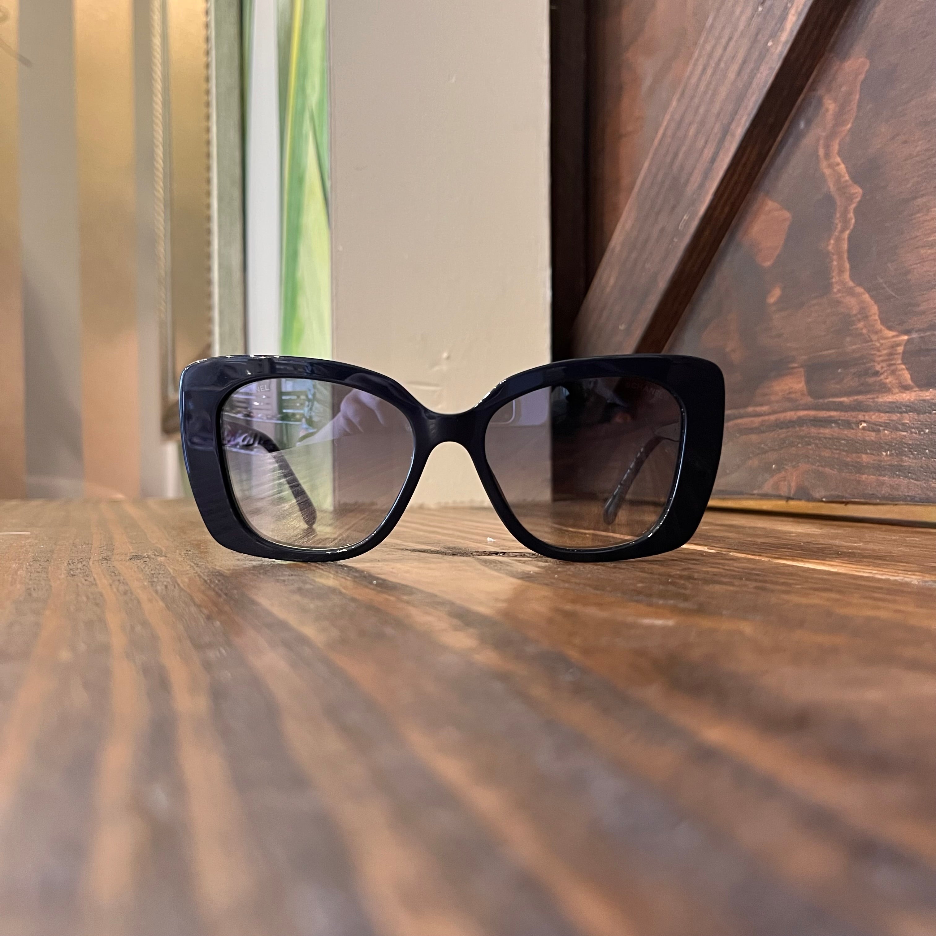 CHANEL 5422-B Square Black Crystal Logo Acetate Strass Sunglasses