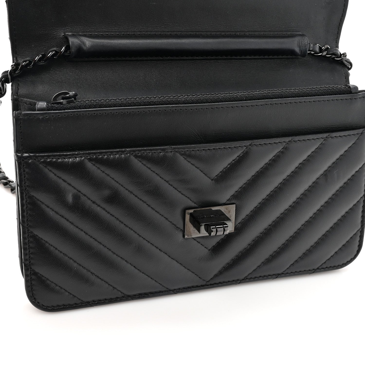 Aged Calfskin Chevron Quilted Reissue Wallet On Chain WOC So Black