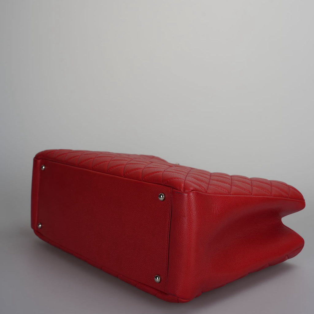 Chanel Red Large Grand Shopping Tote Red GST Bag in Caviar 2011-2012