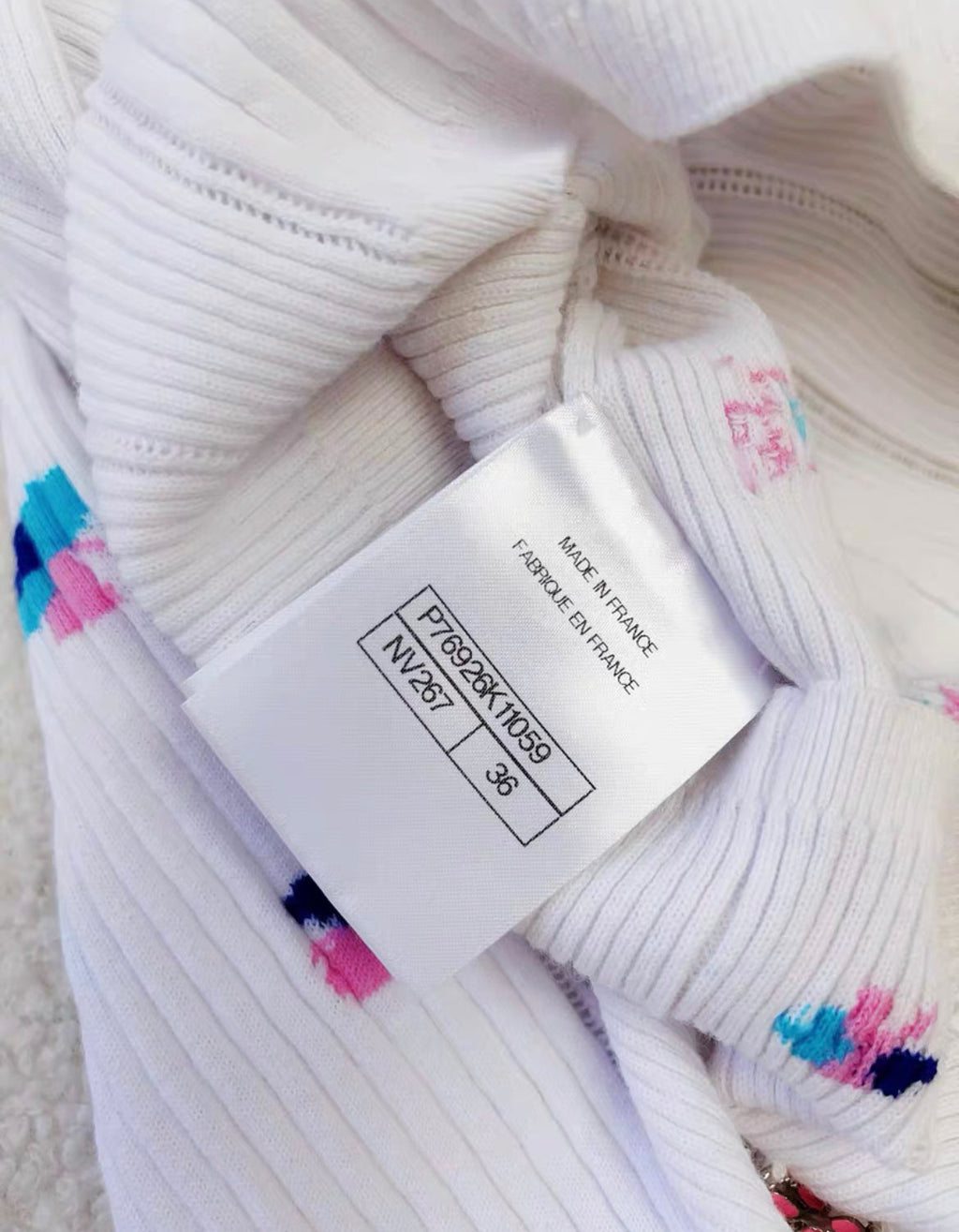 Chanel 24P blue four-leaf clover white cotton top size 36