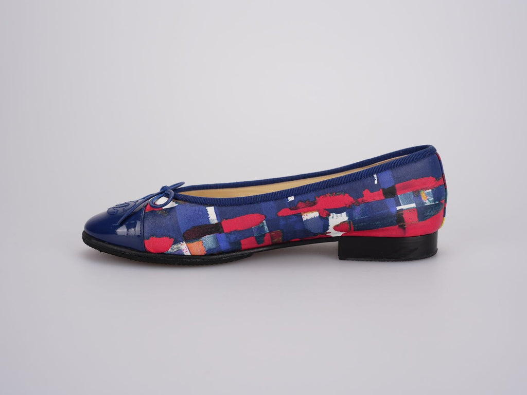 Chanel Multicolor Abstract Patent CC Cap Toe Ballerina Flats Size 37