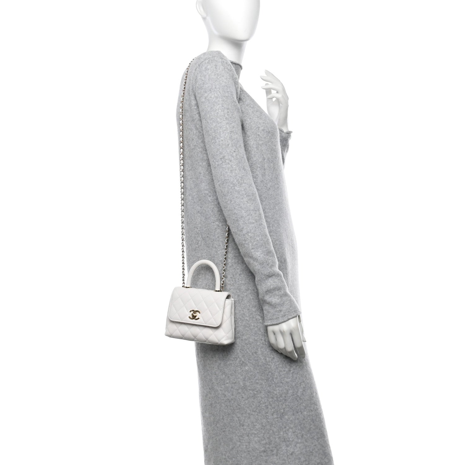 Caviar Quilted Coco Handle Clutch With Chain White
