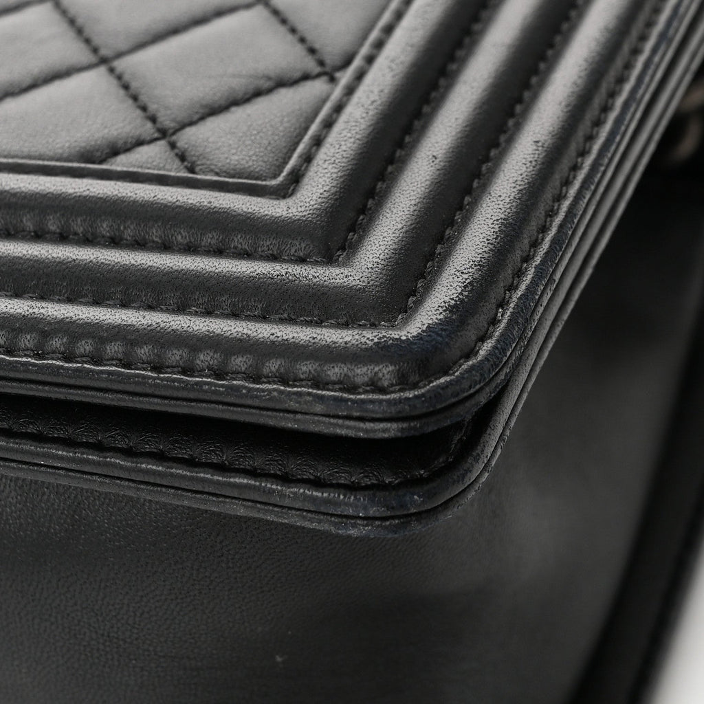 Lambskin Quilted Medium Boy Flap Black