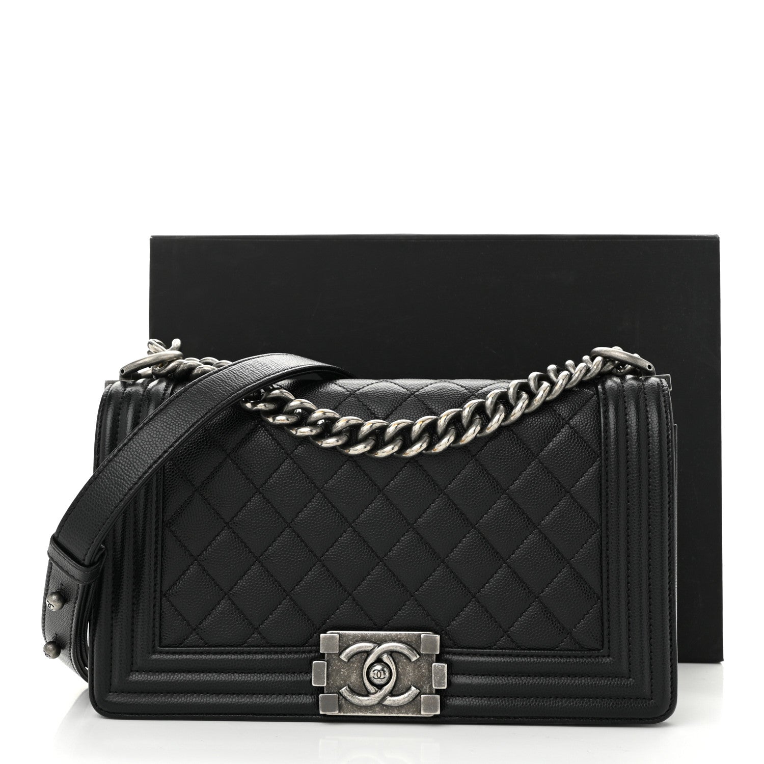 Caviar Quilted Medium Boy Flap Black
