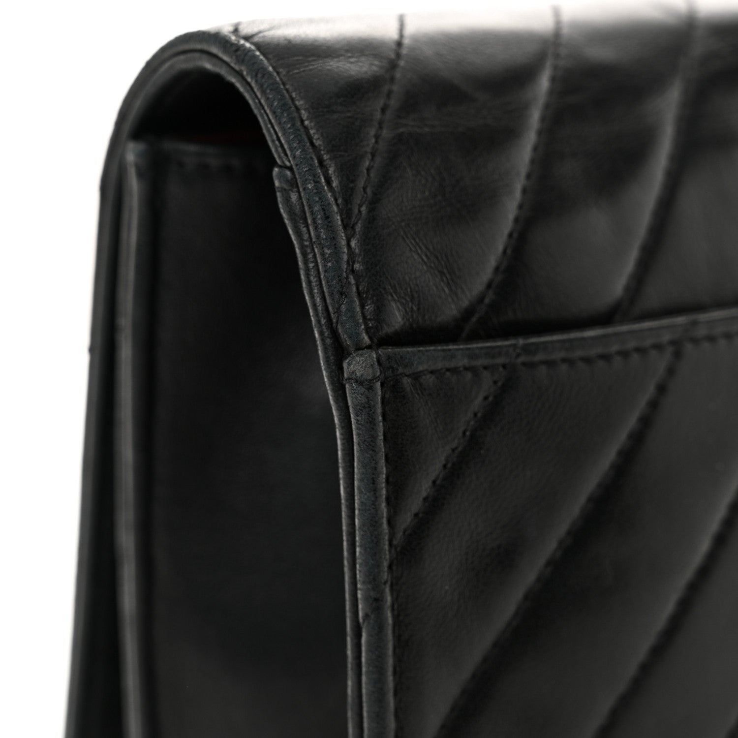 Lambskin Chevron Quilted Flap Black
