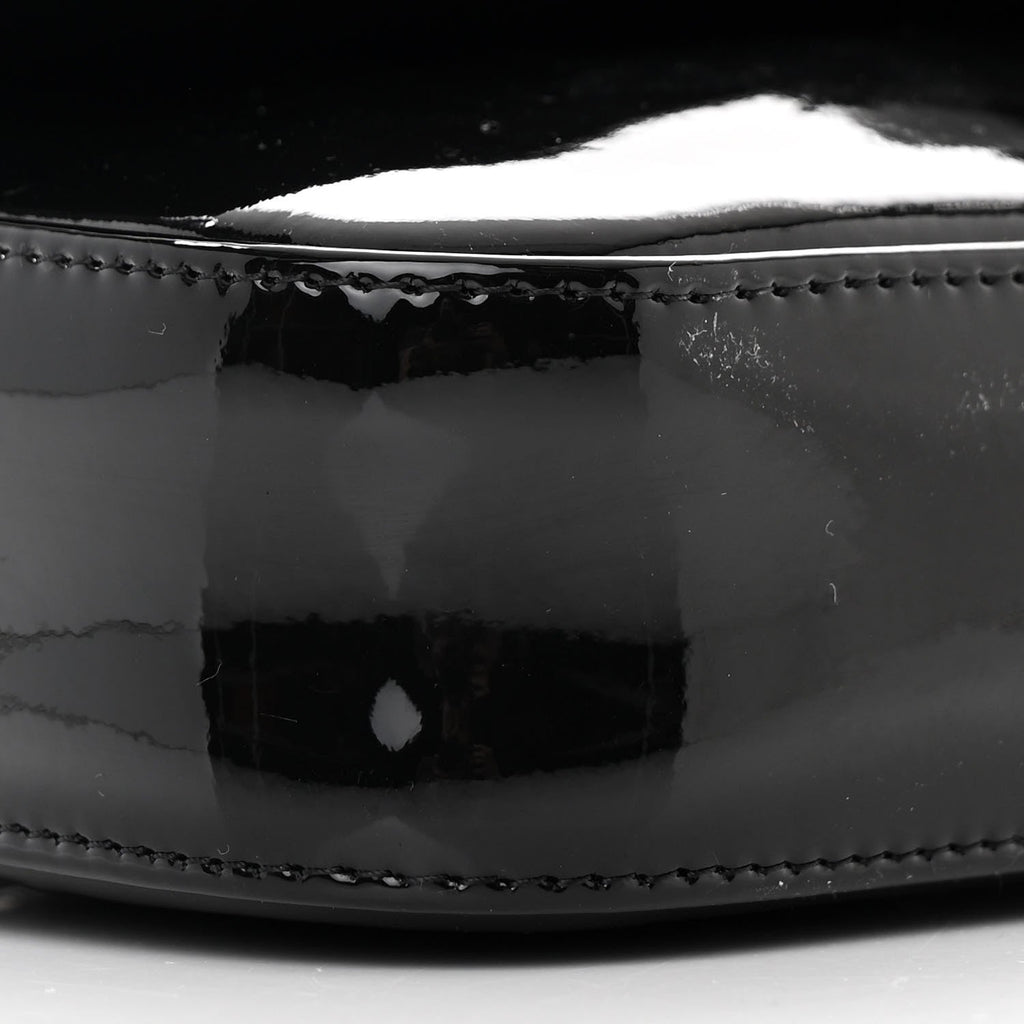 Patent Calfskin Camellia E/W Flap So Black