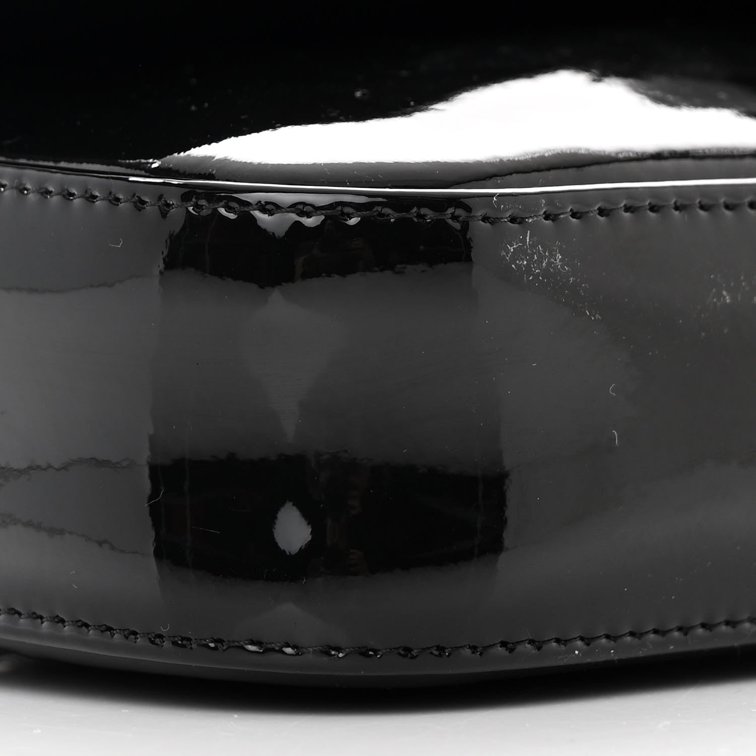 Patent Calfskin Camellia E/W Flap So Black